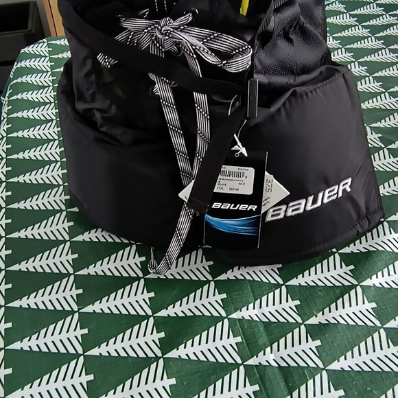 Bauer SUPREME 1S Youth Hockey Pants Size Medium - Picture 6 of 8